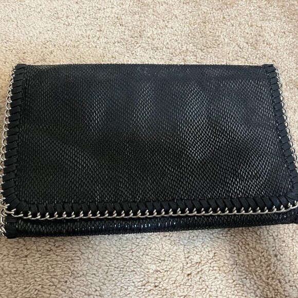 PHASE 3 Clutch NWOT Black w Silver Shoulder Chain - Picture 6 of 6